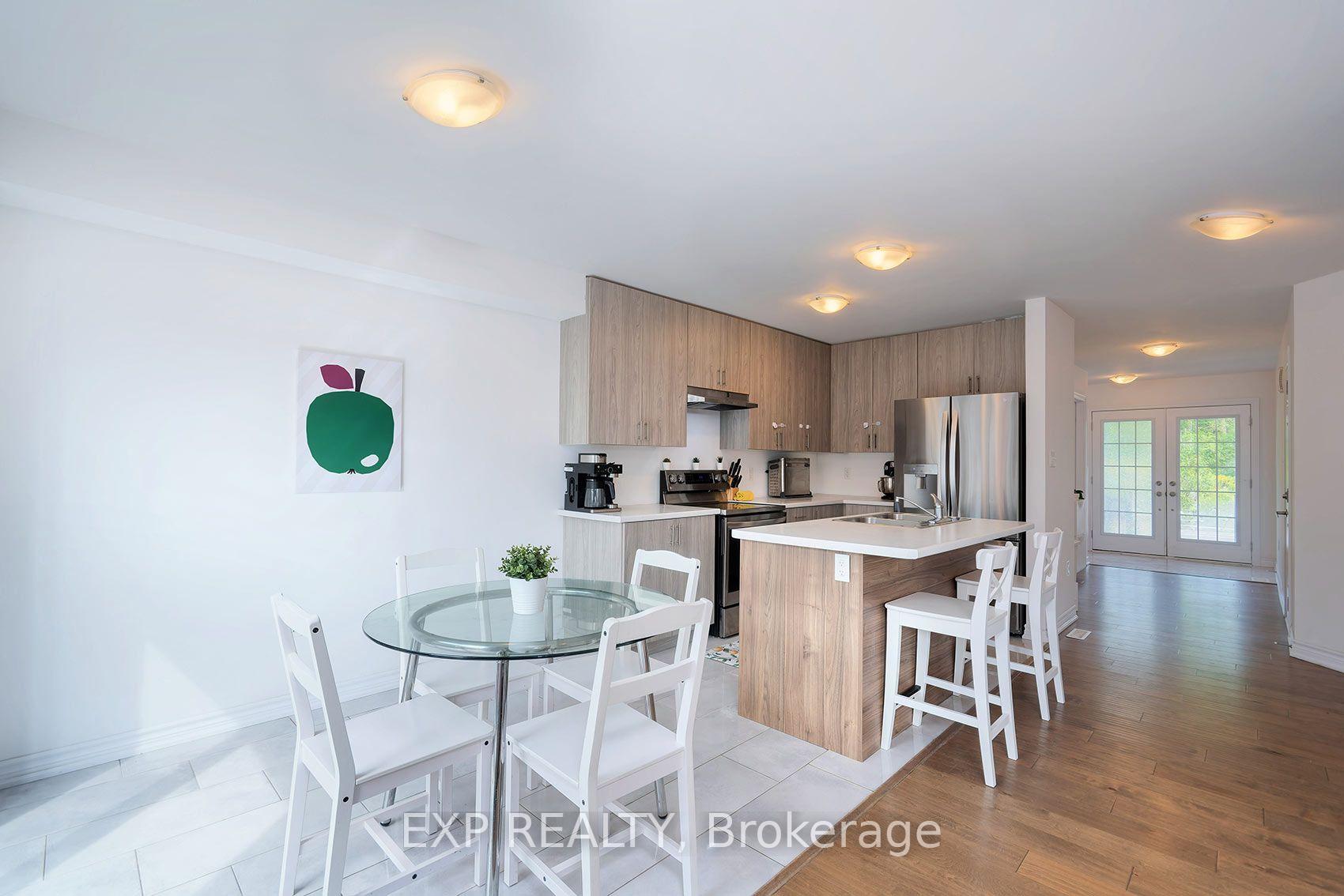 Photo 14 of 106 Mabern Street, Barrie, Rural Barrie Southwest — HOMEH