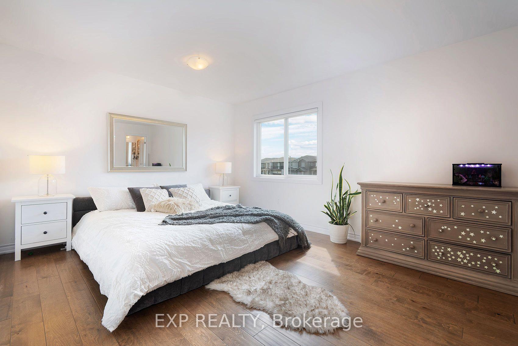 Photo 17 of 106 Mabern Street, Barrie, Rural Barrie Southwest — HOMEH