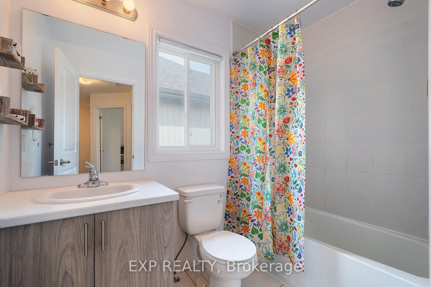 Photo 24 of 106 Mabern Street, Barrie, Rural Barrie Southwest — HOMEH