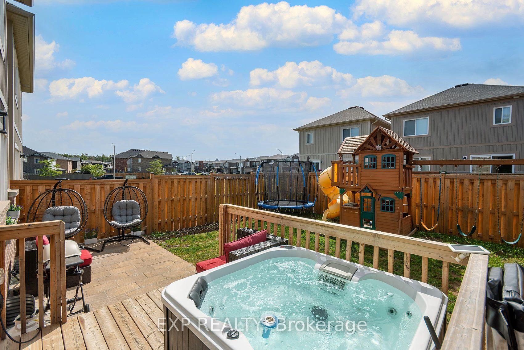 Photo 29 of 106 Mabern Street, Barrie, Rural Barrie Southwest — HOMEH
