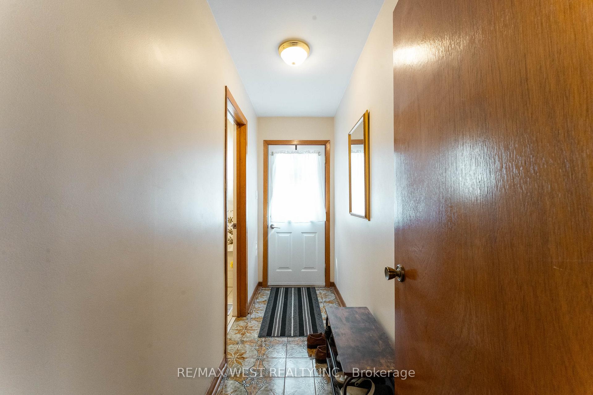 Photo 19 of 25A St Andrews Boulevard, Etobicoke, Kingsview Village-The Westway — HOMEH