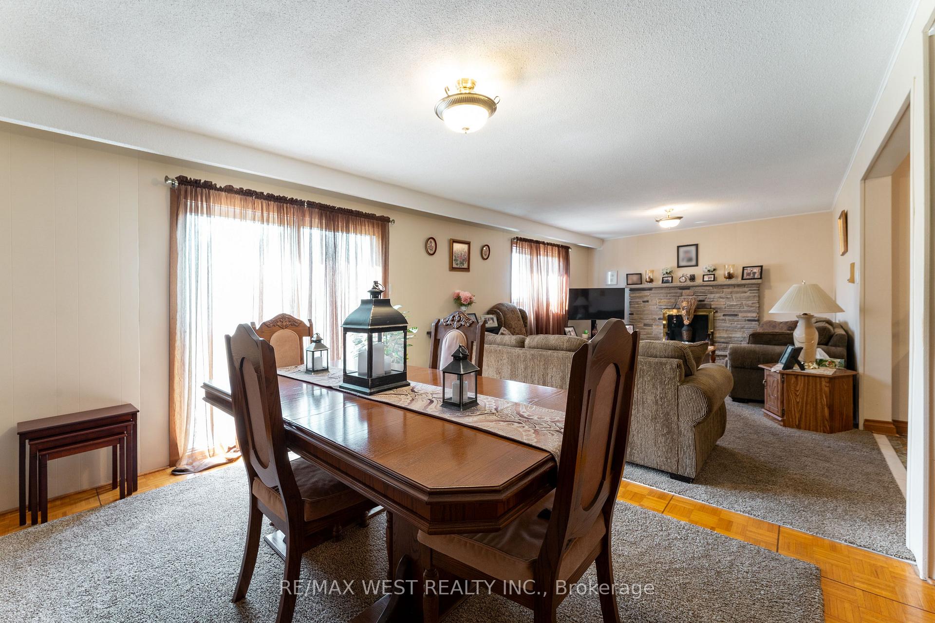 Photo 23 of 25A St Andrews Boulevard, Etobicoke, Kingsview Village-The Westway — HOMEH
