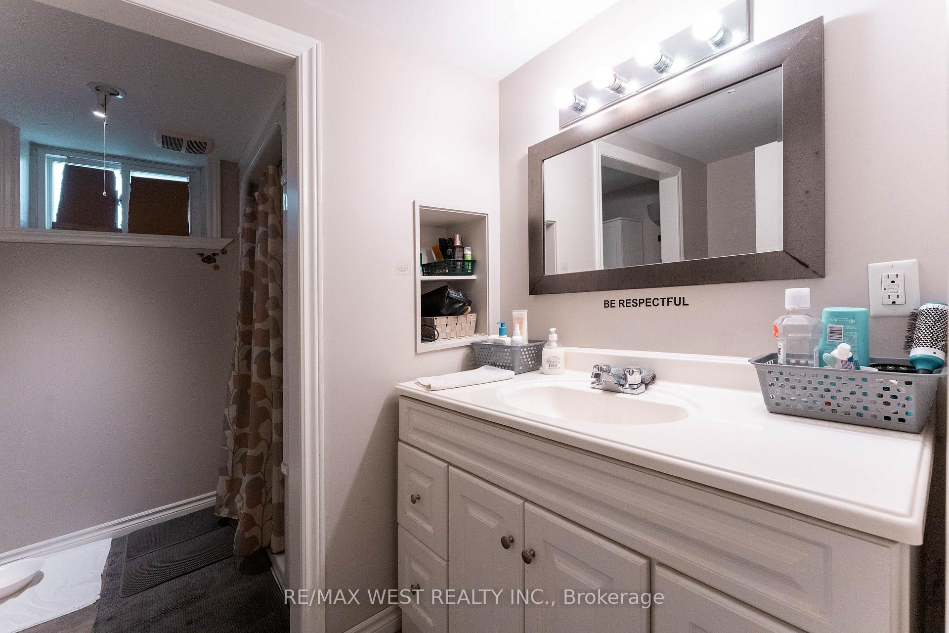 Photo 34 of 25A St Andrews Boulevard, Etobicoke, Kingsview Village-The Westway — HOMEH