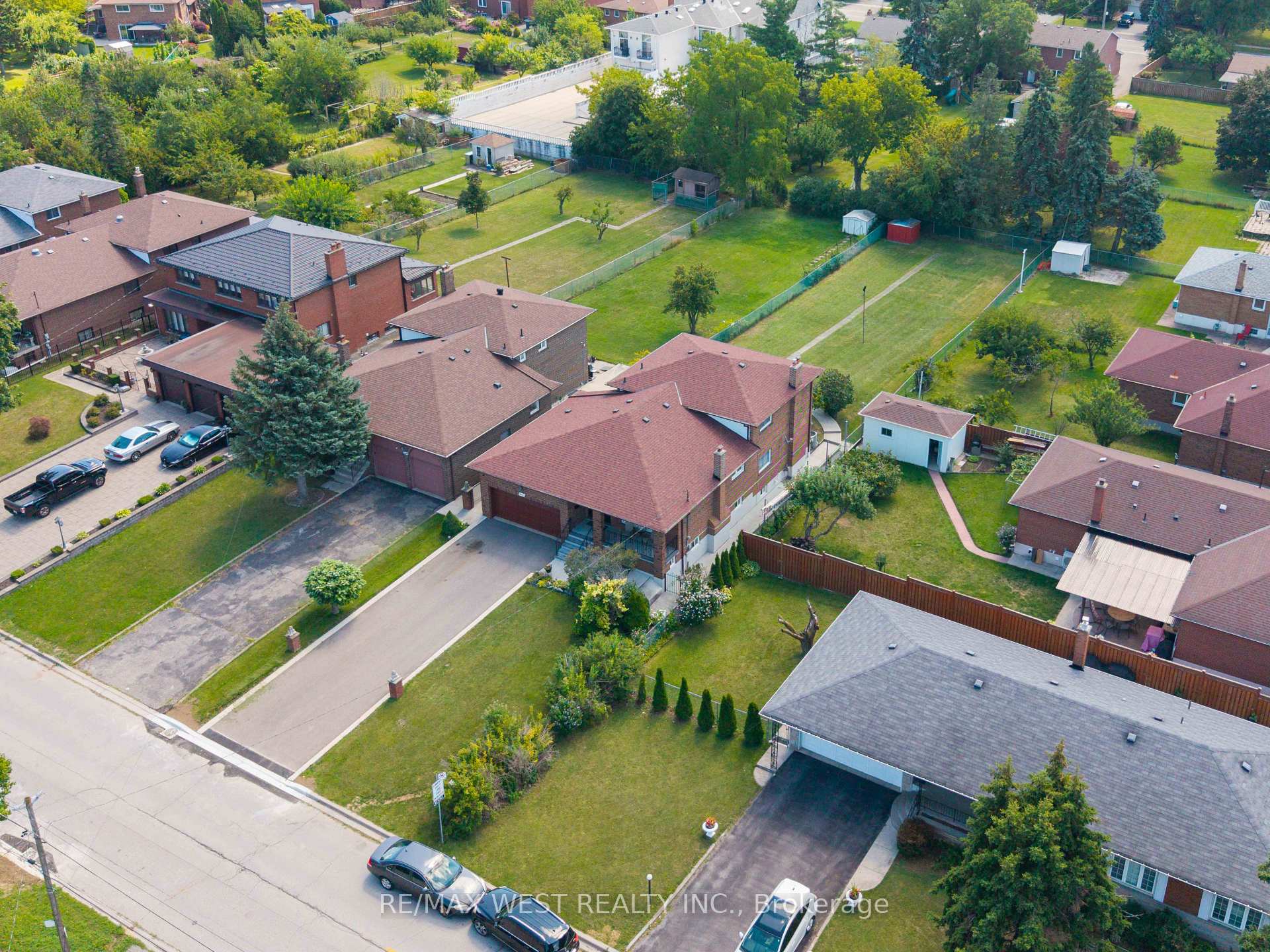 Photo 46 of 25A St Andrews Boulevard, Etobicoke, Kingsview Village-The Westway — HOMEH