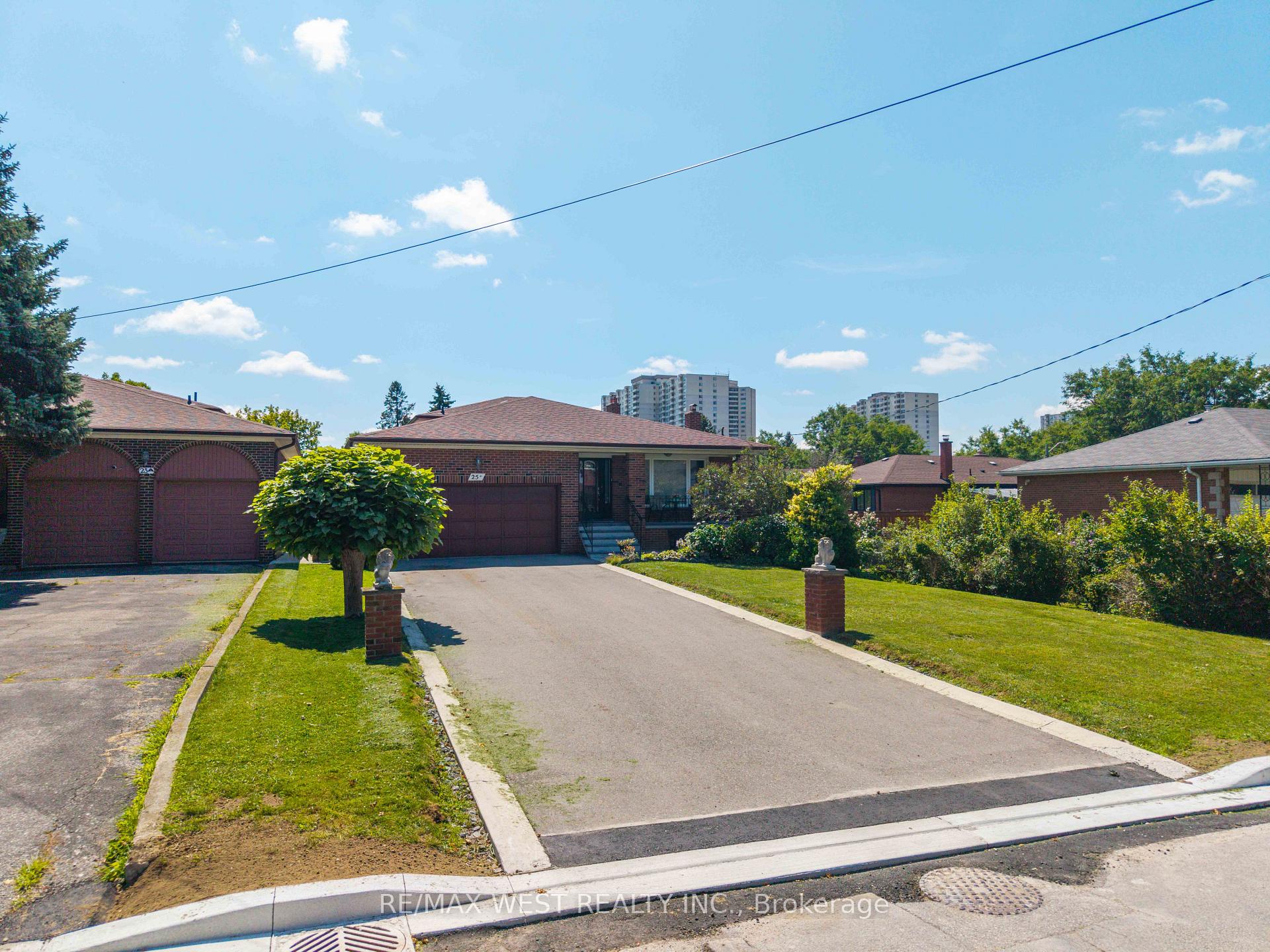Photo 48 of 25A St Andrews Boulevard, Etobicoke, Kingsview Village-The Westway — HOMEH