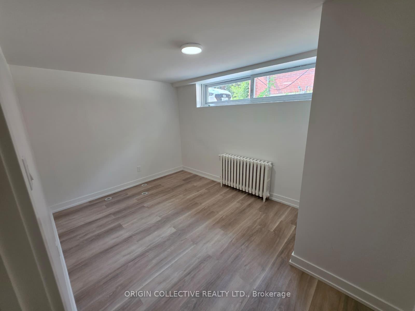 Photo 16 of Unit Upper, 32 Marchington Circle S, Scarborough, Wexford-Maryvale — HOMEH