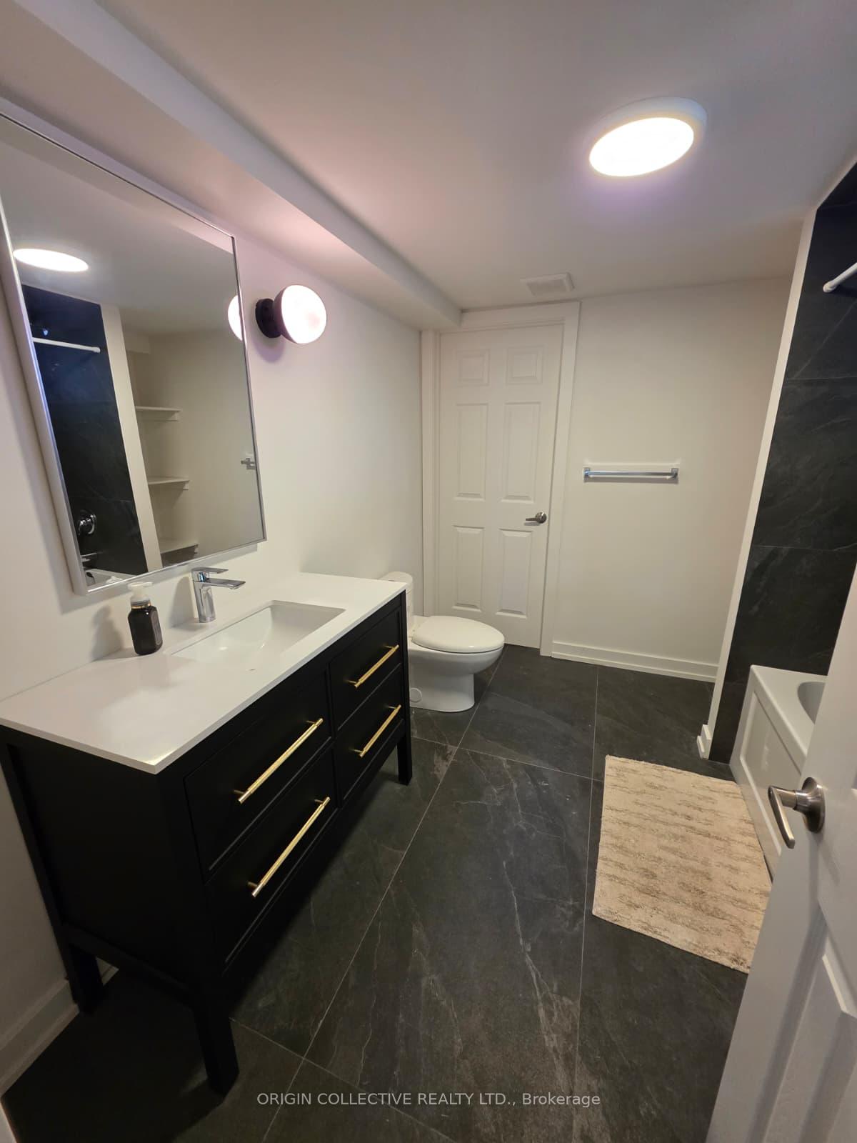 Photo 17 of Unit Upper, 32 Marchington Circle S, Scarborough, Wexford-Maryvale — HOMEH