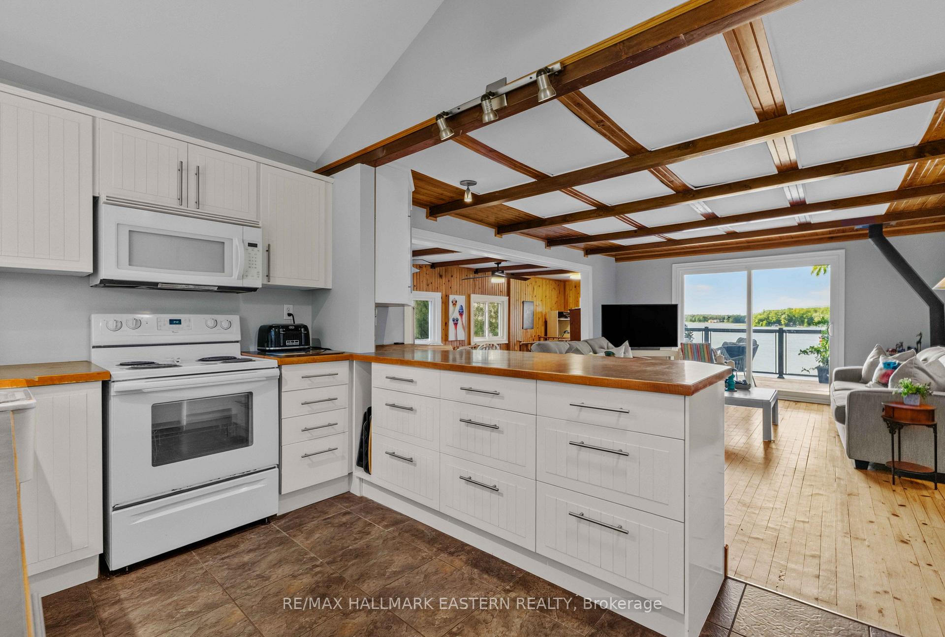 Photo 11 of 1714 Poplar Point Road, Selwyn — HOMEH
