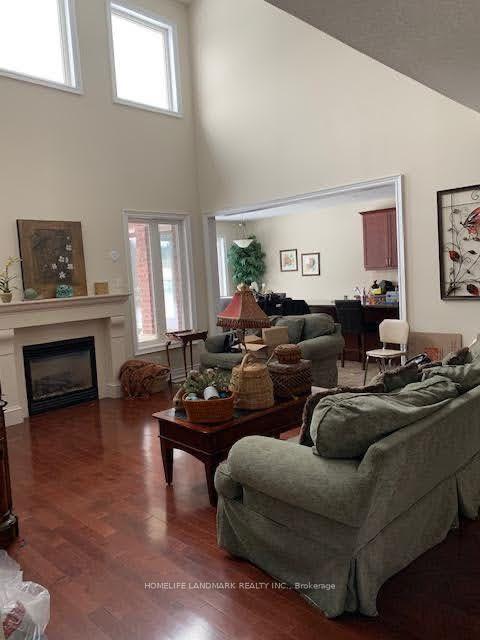 Photo 3 of Unit 112, 30 Wyndance Way, Uxbridge, Rural Uxbridge — HOMEH