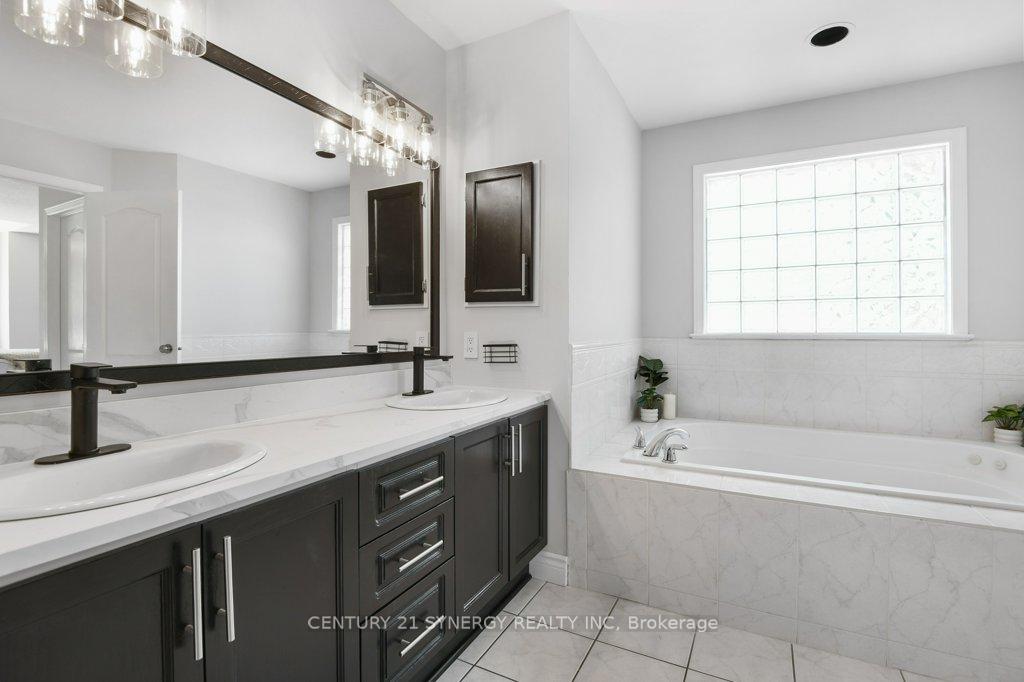 Photo 28 of 37 Windfield Crescent, Ottawa, Kanata - Bridlewood — HOMEH
