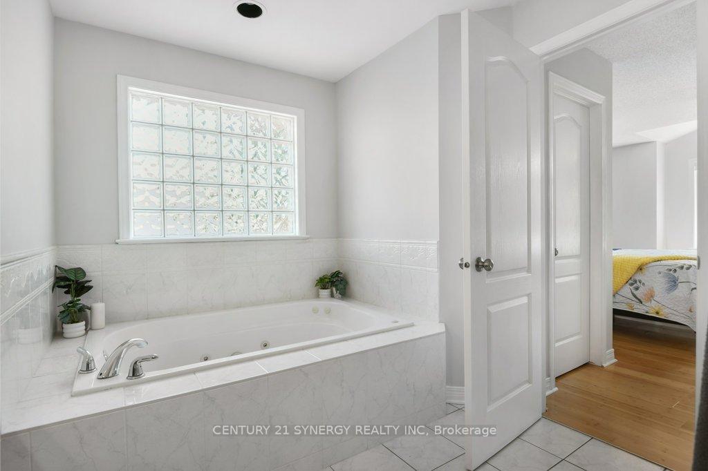Photo 30 of 37 Windfield Crescent, Ottawa, Kanata - Bridlewood — HOMEH