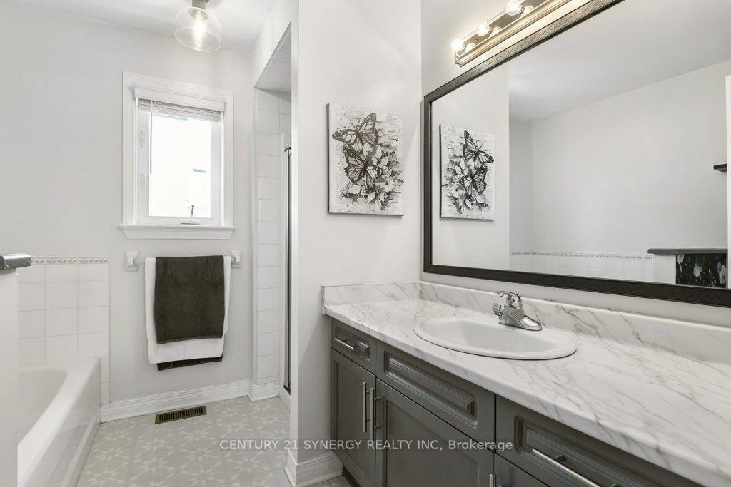 Photo 37 of 37 Windfield Crescent, Ottawa, Kanata - Bridlewood — HOMEH