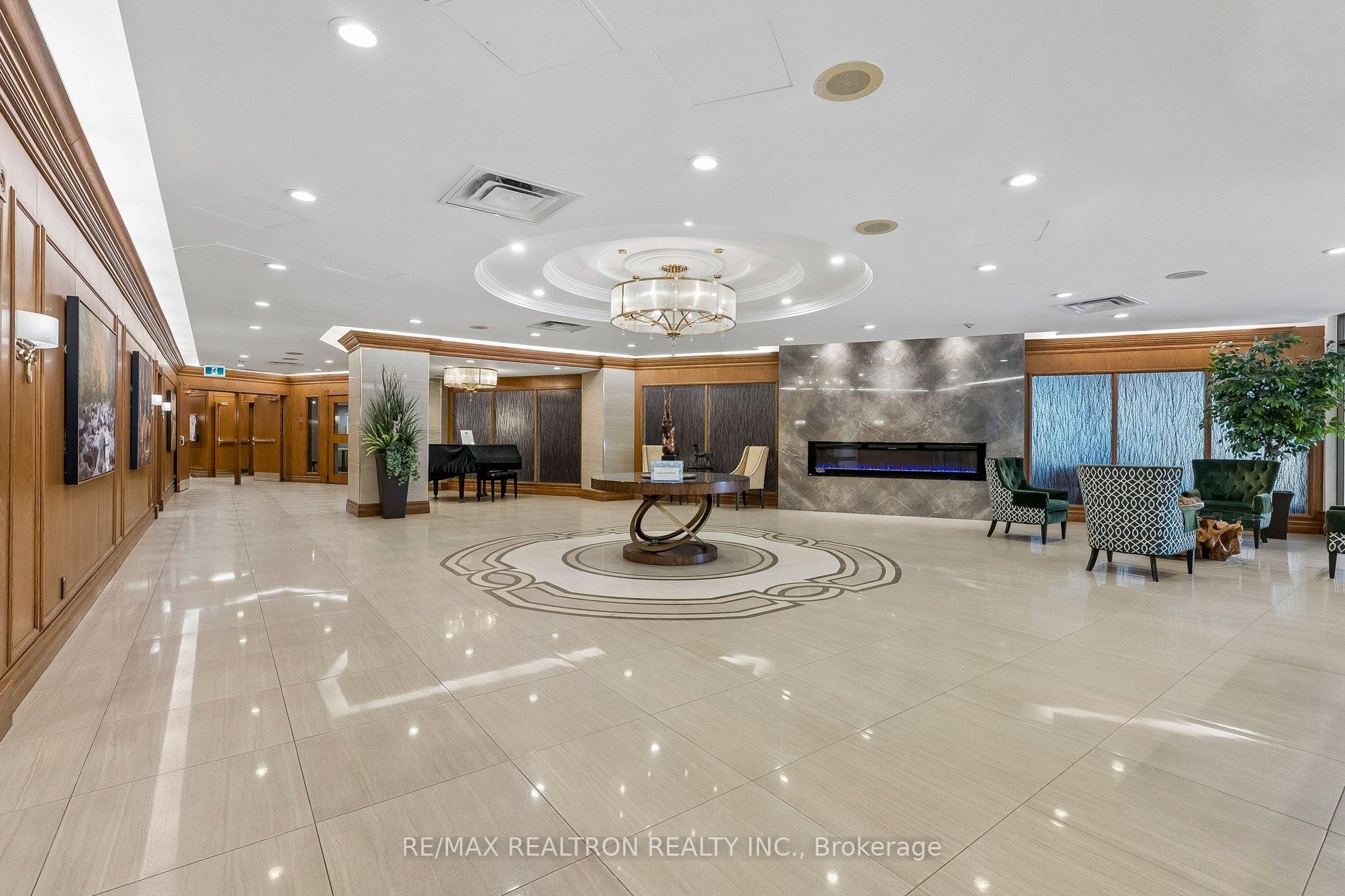 Photo 3 of Unit 1215, 610 Bullock Drive, Markham, Markville — HOMEH