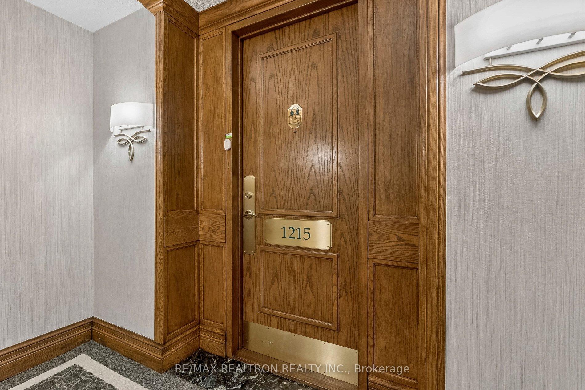Photo 4 of Unit 1215, 610 Bullock Drive, Markham, Markville — HOMEH