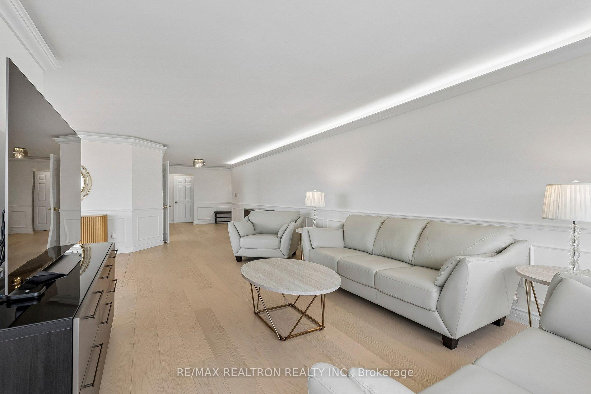 Photo 10 of Unit 1215, 610 Bullock Drive, Markham, Markville — HOMEH