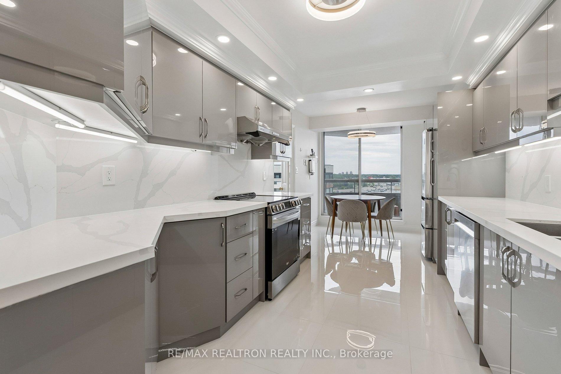 Photo 13 of Unit 1215, 610 Bullock Drive, Markham, Markville — HOMEH