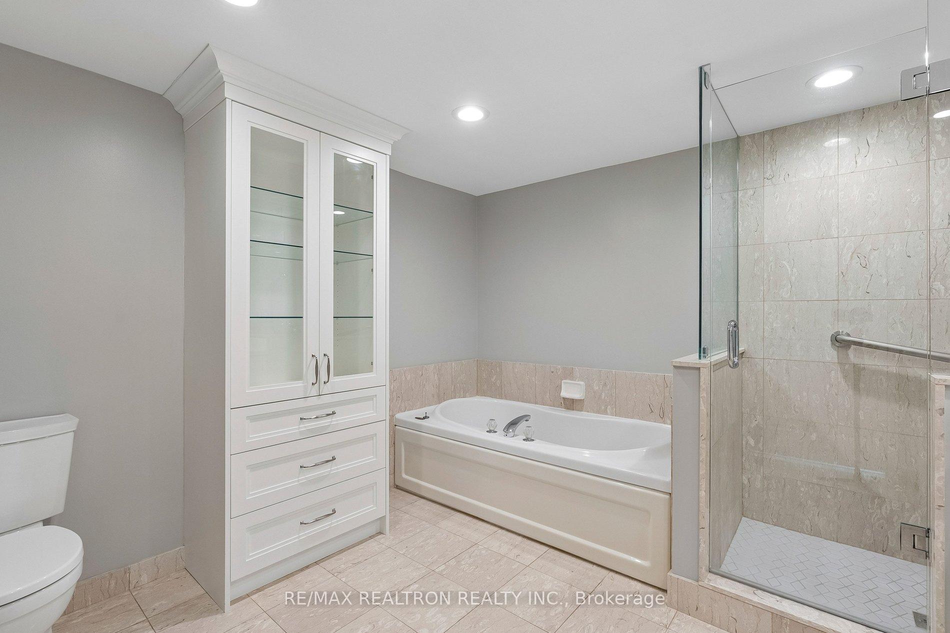 Photo 21 of Unit 1215, 610 Bullock Drive, Markham, Markville — HOMEH