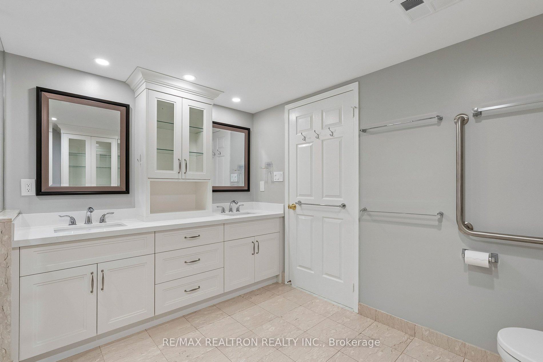 Photo 22 of Unit 1215, 610 Bullock Drive, Markham, Markville — HOMEH