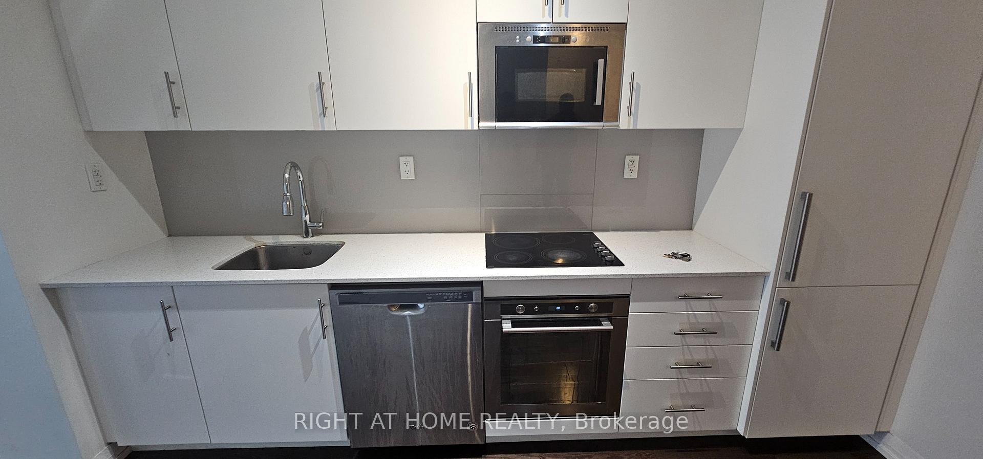 Photo 5 of Unit 632, 460 Adelaide Street E, Toronto, Moss Park — HOMEH