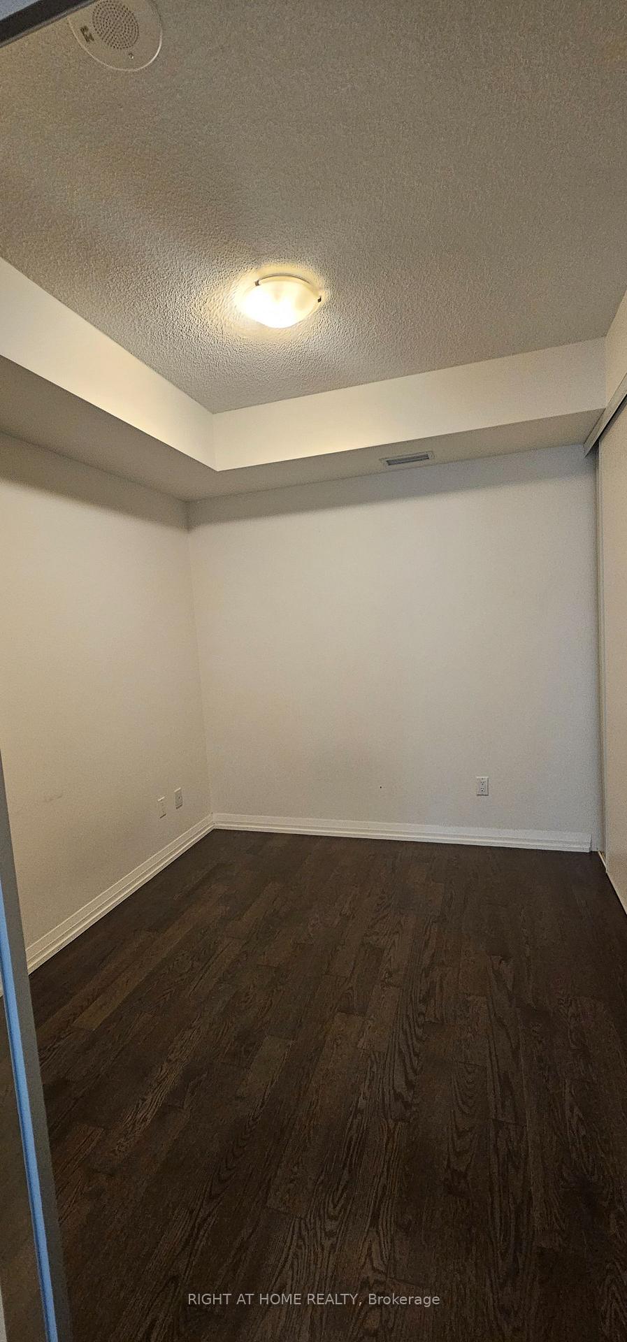 Photo 6 of Unit 632, 460 Adelaide Street E, Toronto, Moss Park — HOMEH