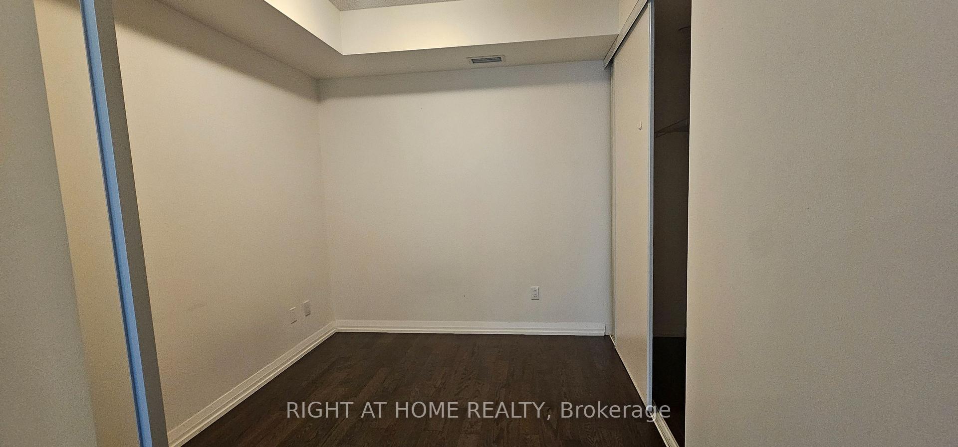 Photo 7 of Unit 632, 460 Adelaide Street E, Toronto, Moss Park — HOMEH