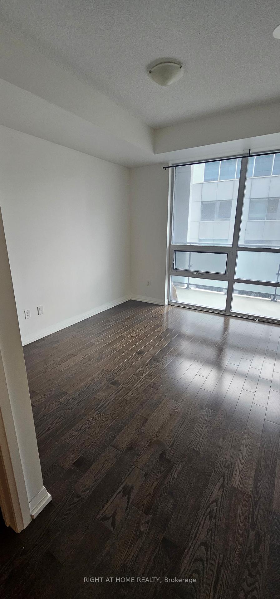 Photo 9 of Unit 632, 460 Adelaide Street E, Toronto, Moss Park — HOMEH