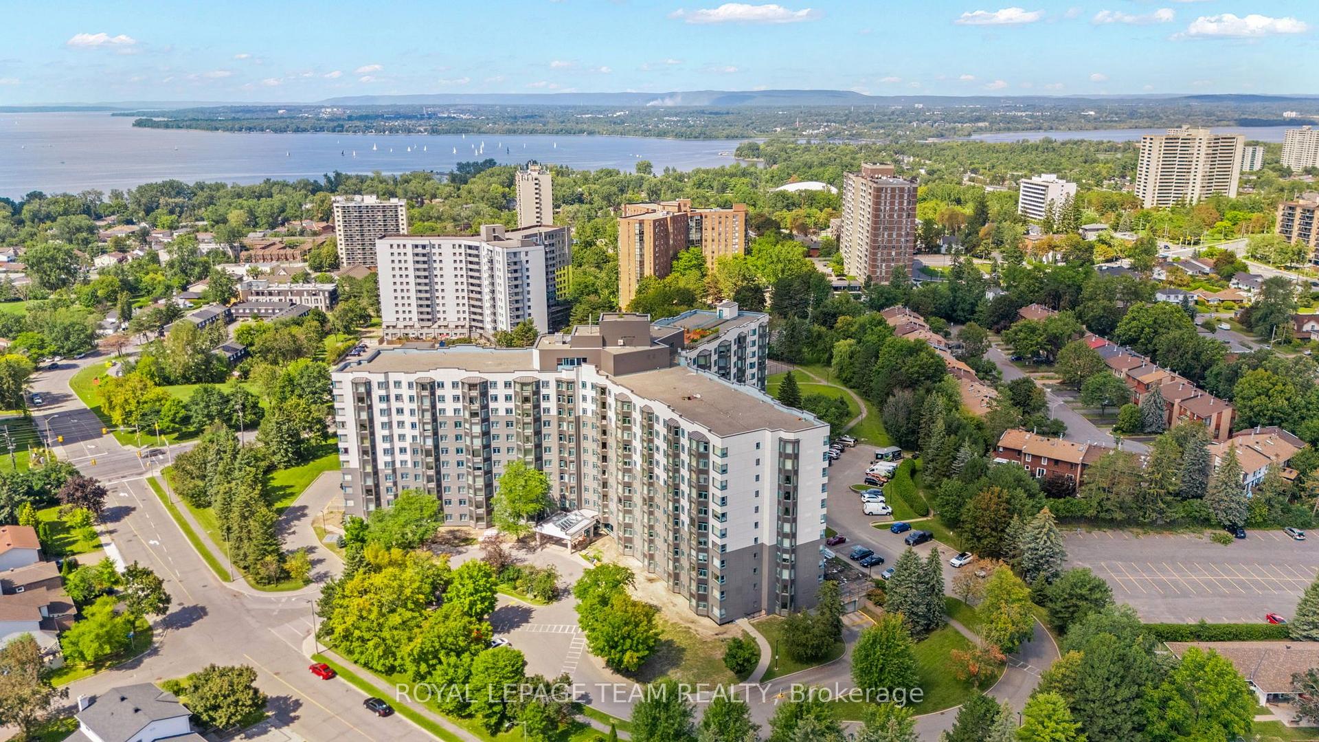 Photo of Unit 719, 1025 Grenon Avenue
