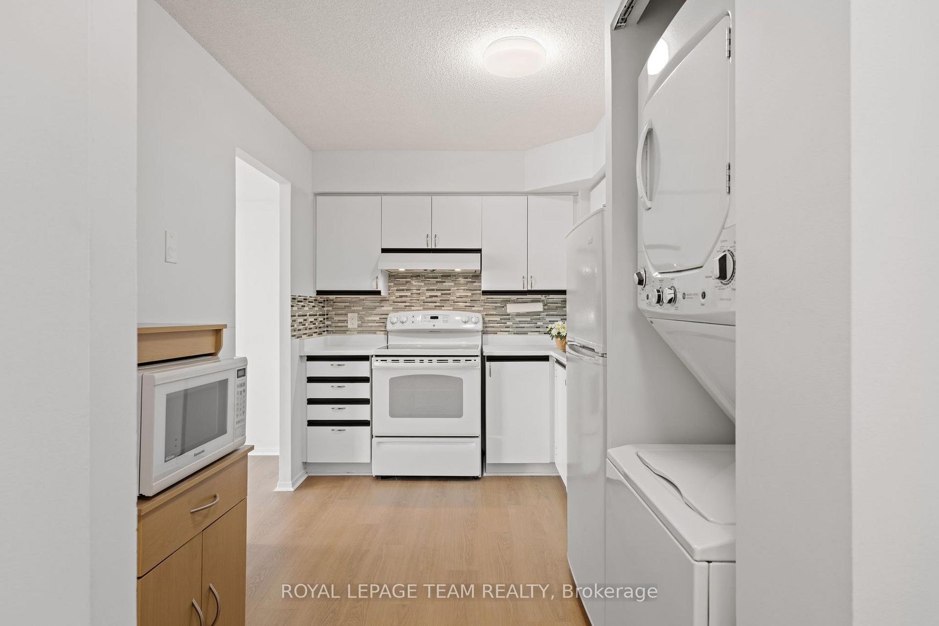 Photo 4 of Unit 719, 1025 Grenon Avenue, Ottawa, Fairfield Heights — HOMEH