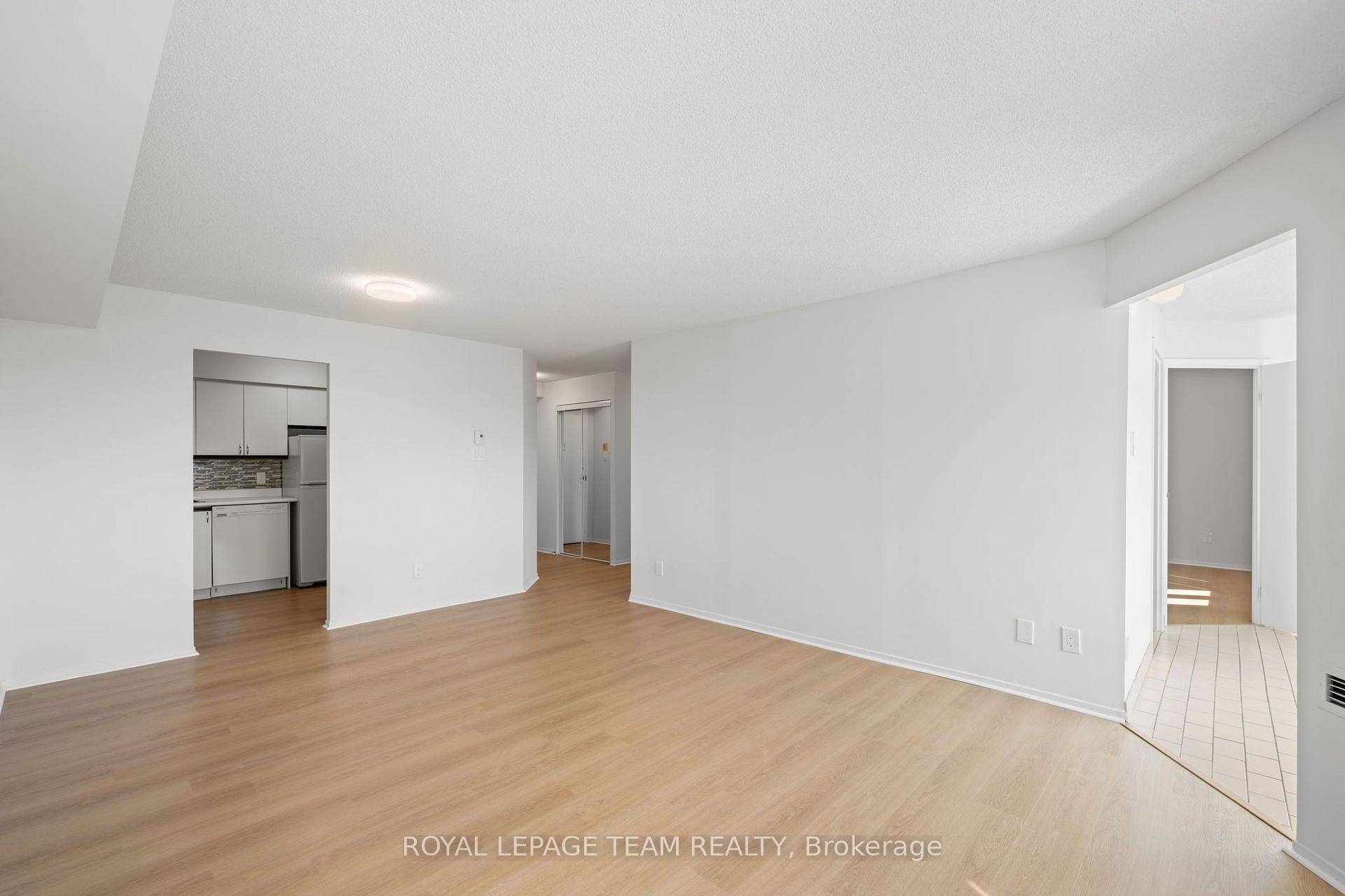 Photo 10 of Unit 719, 1025 Grenon Avenue, Ottawa, Fairfield Heights — HOMEH