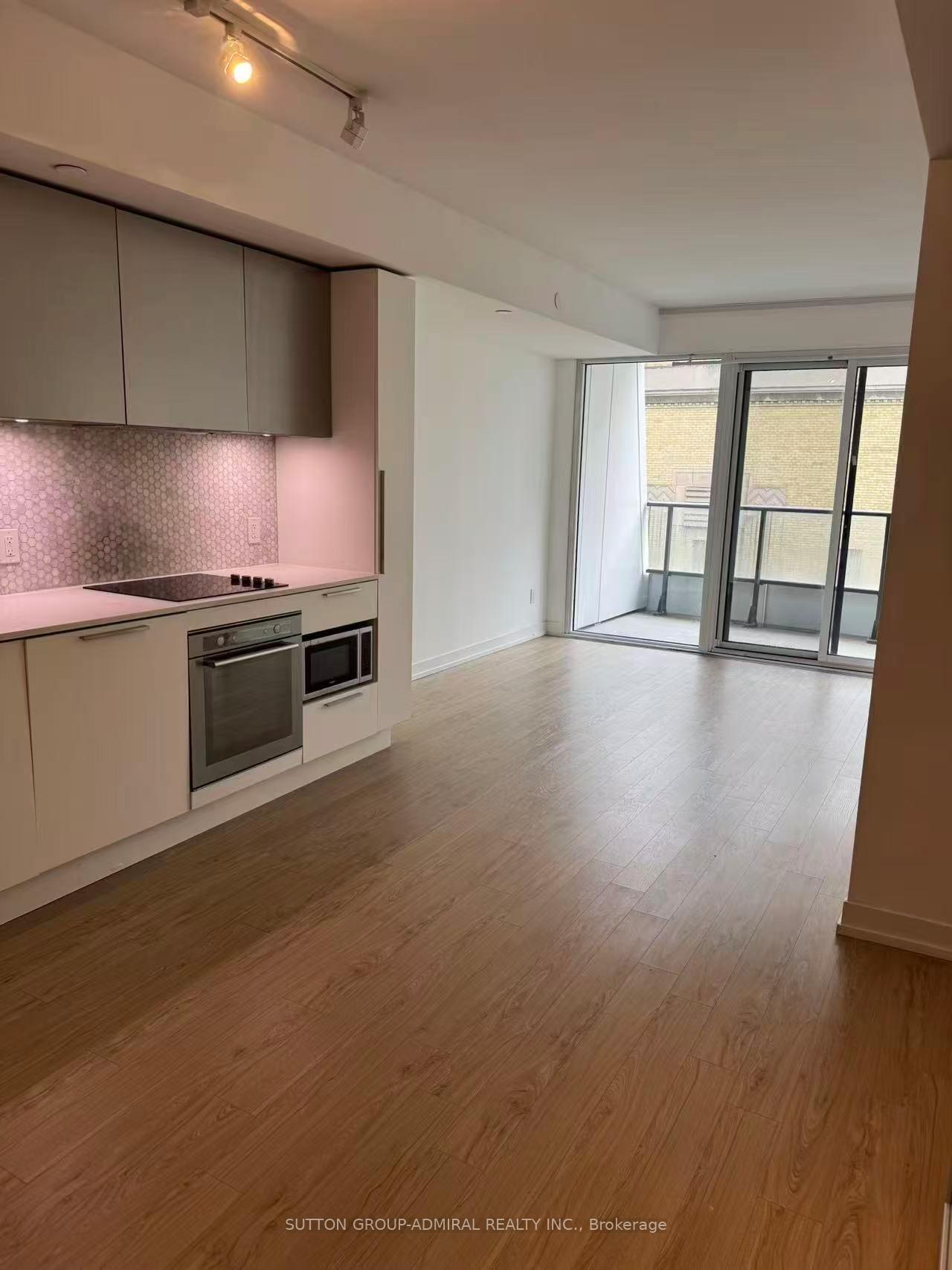 Photo 5 of Unit 710, 85 Wood Street, Toronto, Church-Yonge Corridor — HOMEH