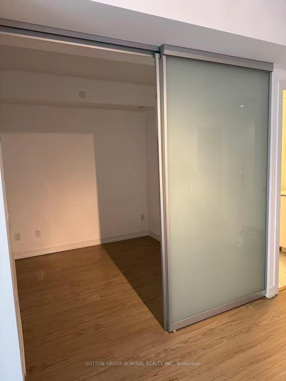 Photo 9 of Unit 710, 85 Wood Street, Toronto, Church-Yonge Corridor — HOMEH