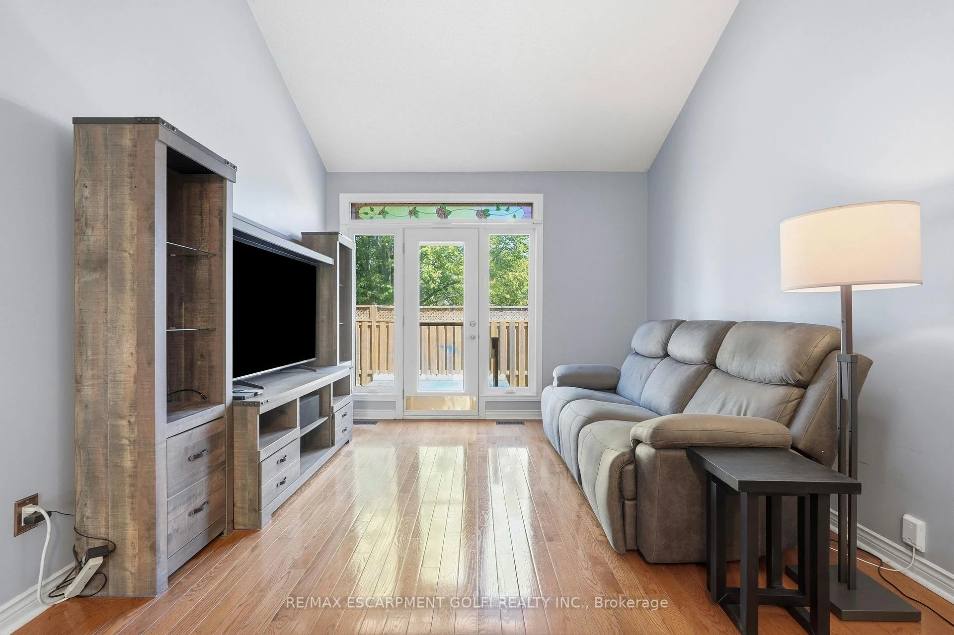 Photo 6 of Unit 43, 96 Greentrail Drive, Hamilton, Twenty Place — HOMEH