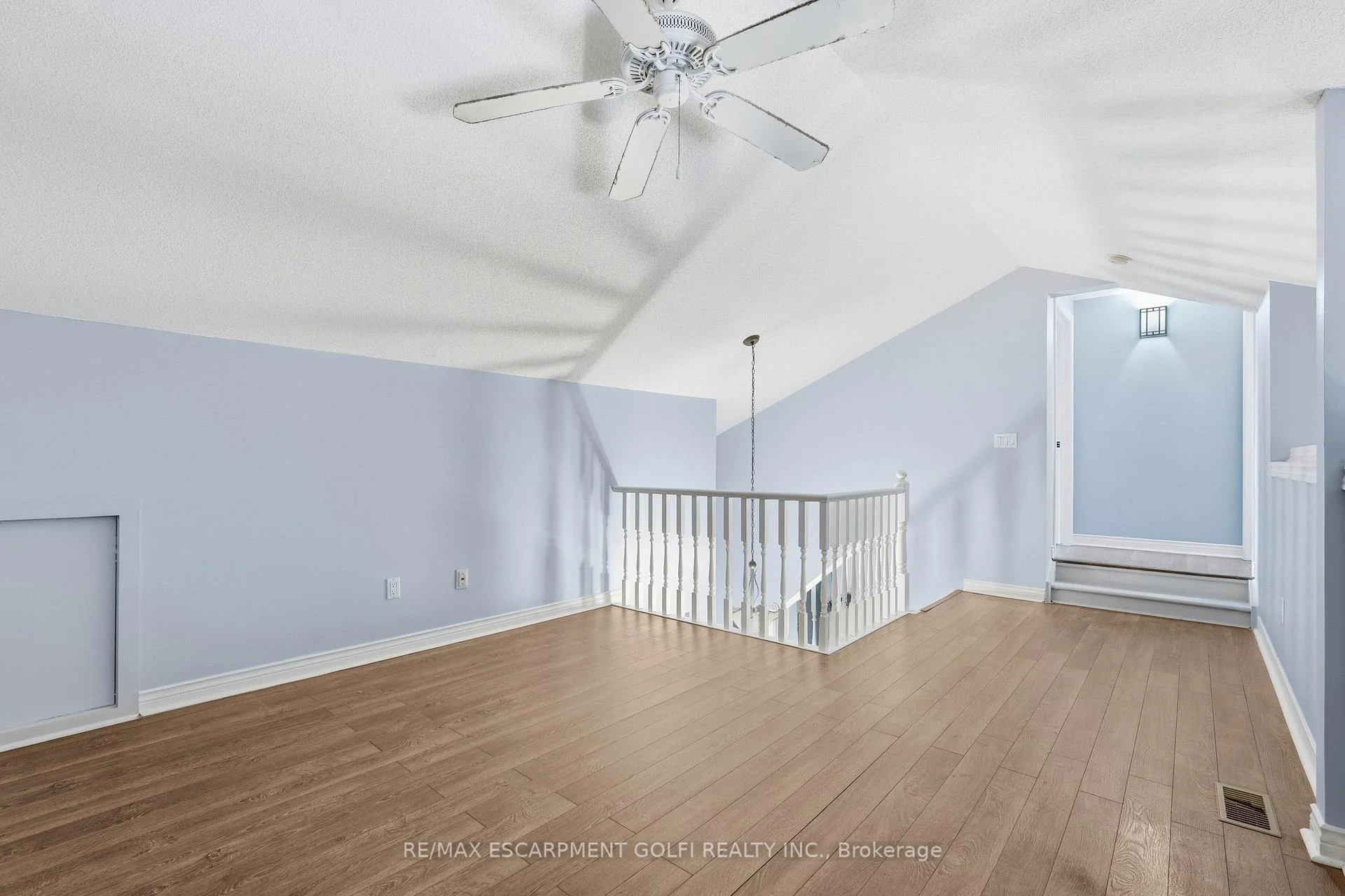 Photo 16 of Unit 43, 96 Greentrail Drive, Hamilton, Twenty Place — HOMEH