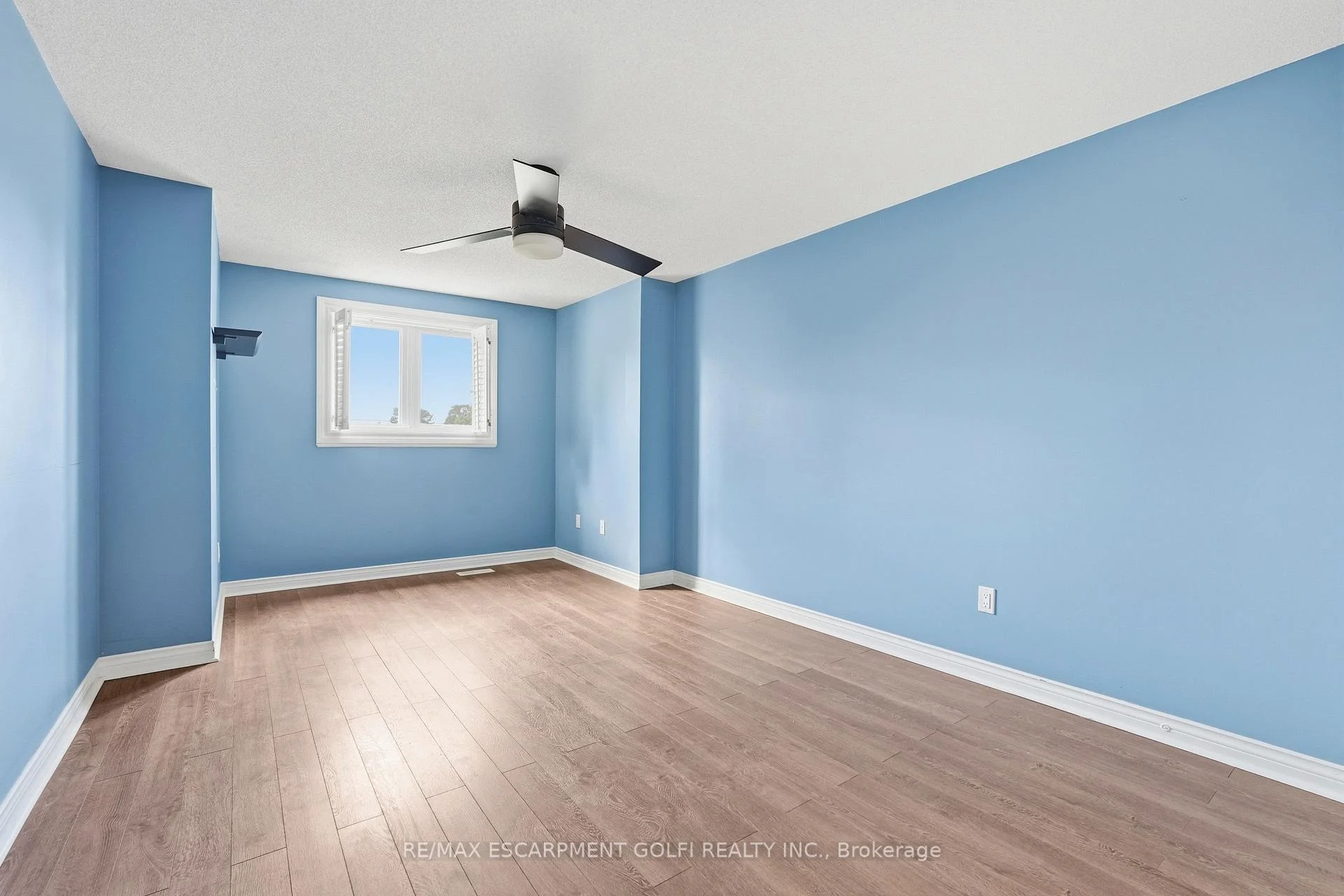 Photo 17 of Unit 43, 96 Greentrail Drive, Hamilton, Twenty Place — HOMEH
