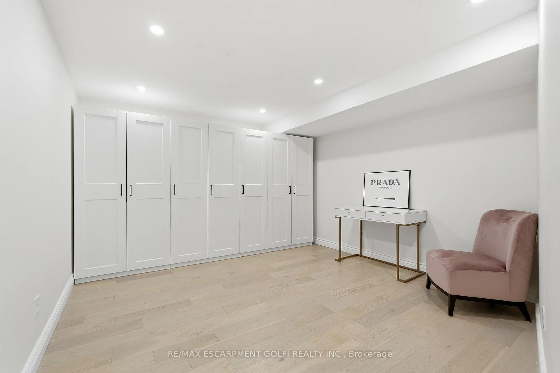 Photo 25 of Unit 43, 96 Greentrail Drive, Hamilton, Twenty Place — HOMEH