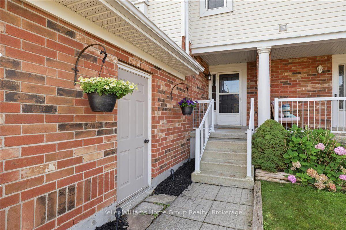 Photo 5 of 138 Werstine Terrace, Cambridge, Hespeler Village — HOMEH