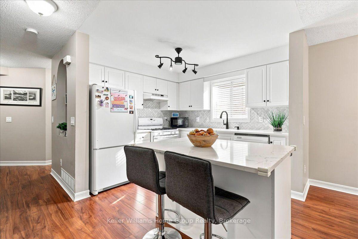 Photo 9 of 138 Werstine Terrace, Cambridge, Hespeler Village — HOMEH