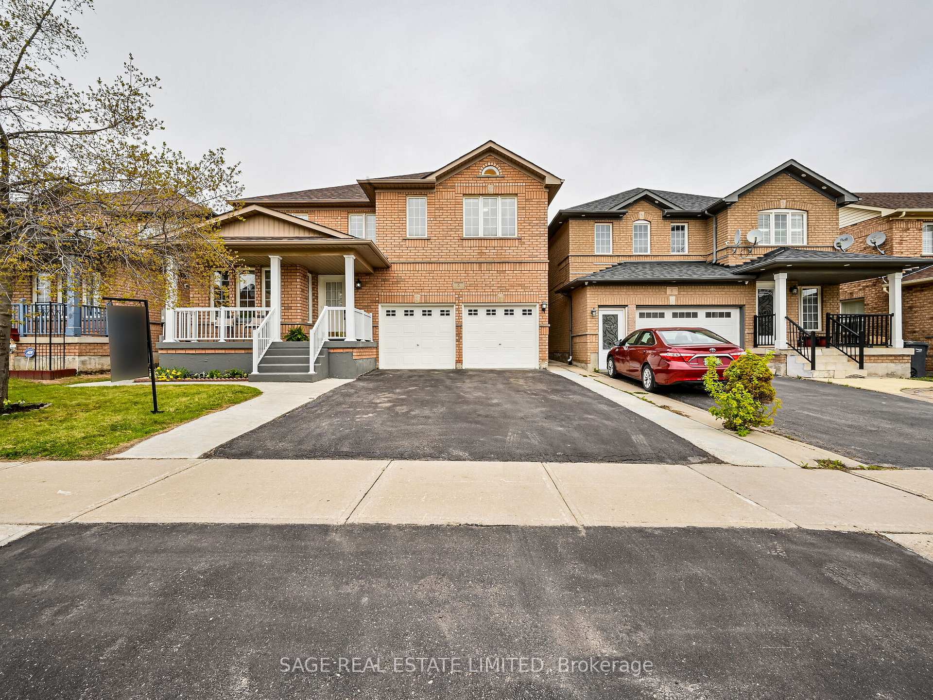 Photo 1 of 6 Fairhill Avenue, Brampton, Fletcher's Meadow — HOMEH