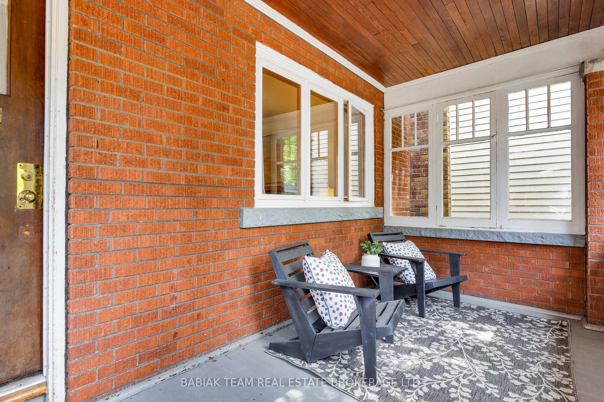 Photo 3 of 403 Durie Street, Toronto, Runnymede-Bloor West Village — HOMEH