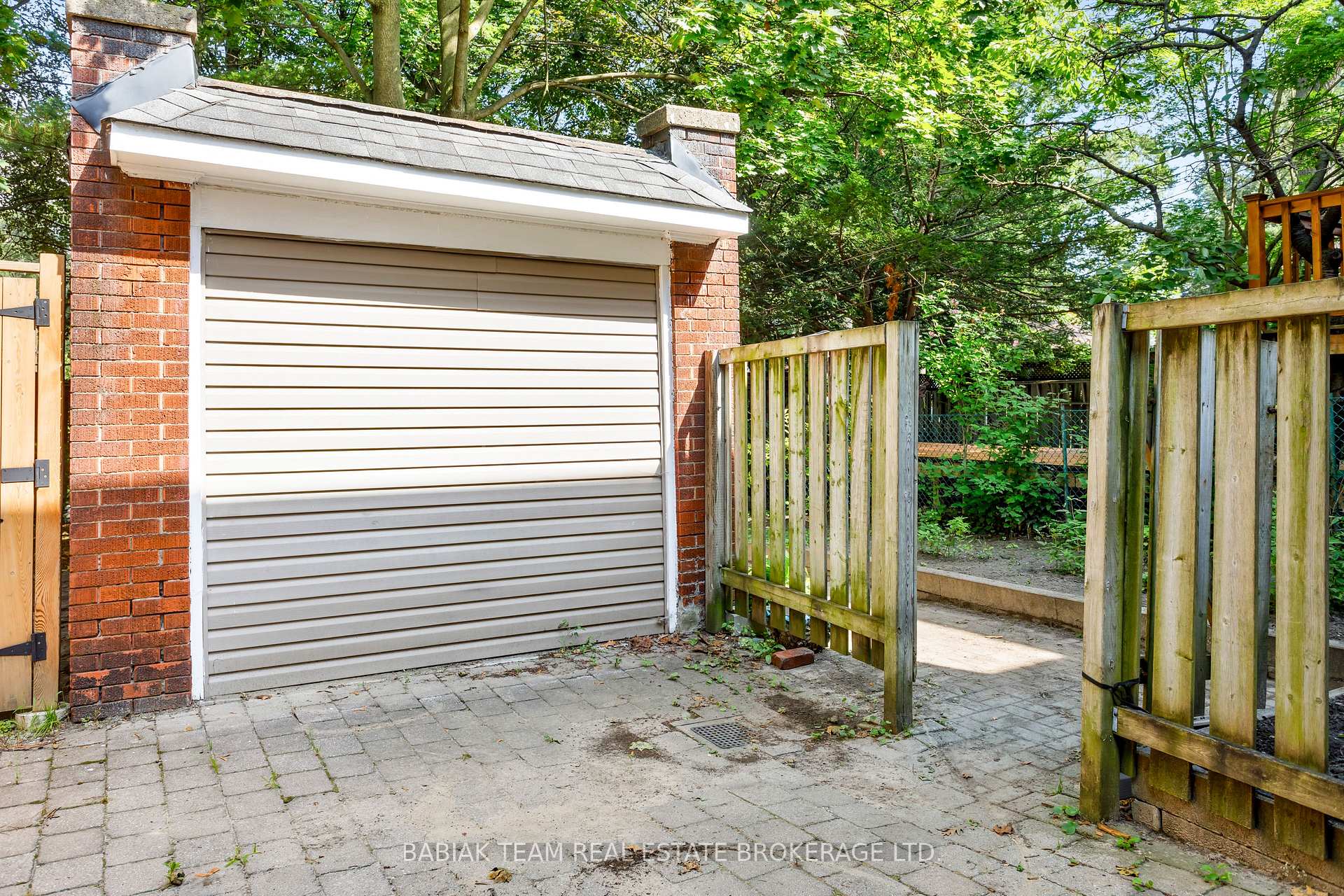 Photo 26 of 403 Durie Street, Toronto, Runnymede-Bloor West Village — HOMEH