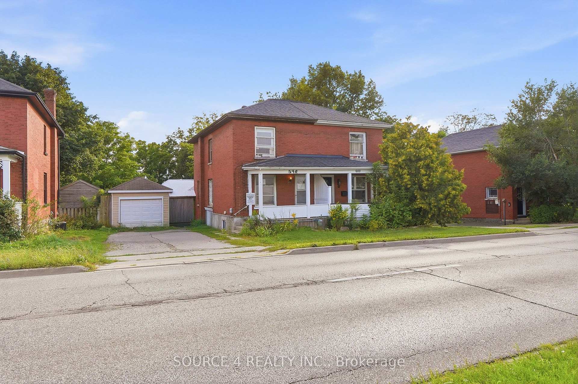 Photo 3 of 598 Coronation Boulevard, Cambridge, Galt City Centre — HOMEH