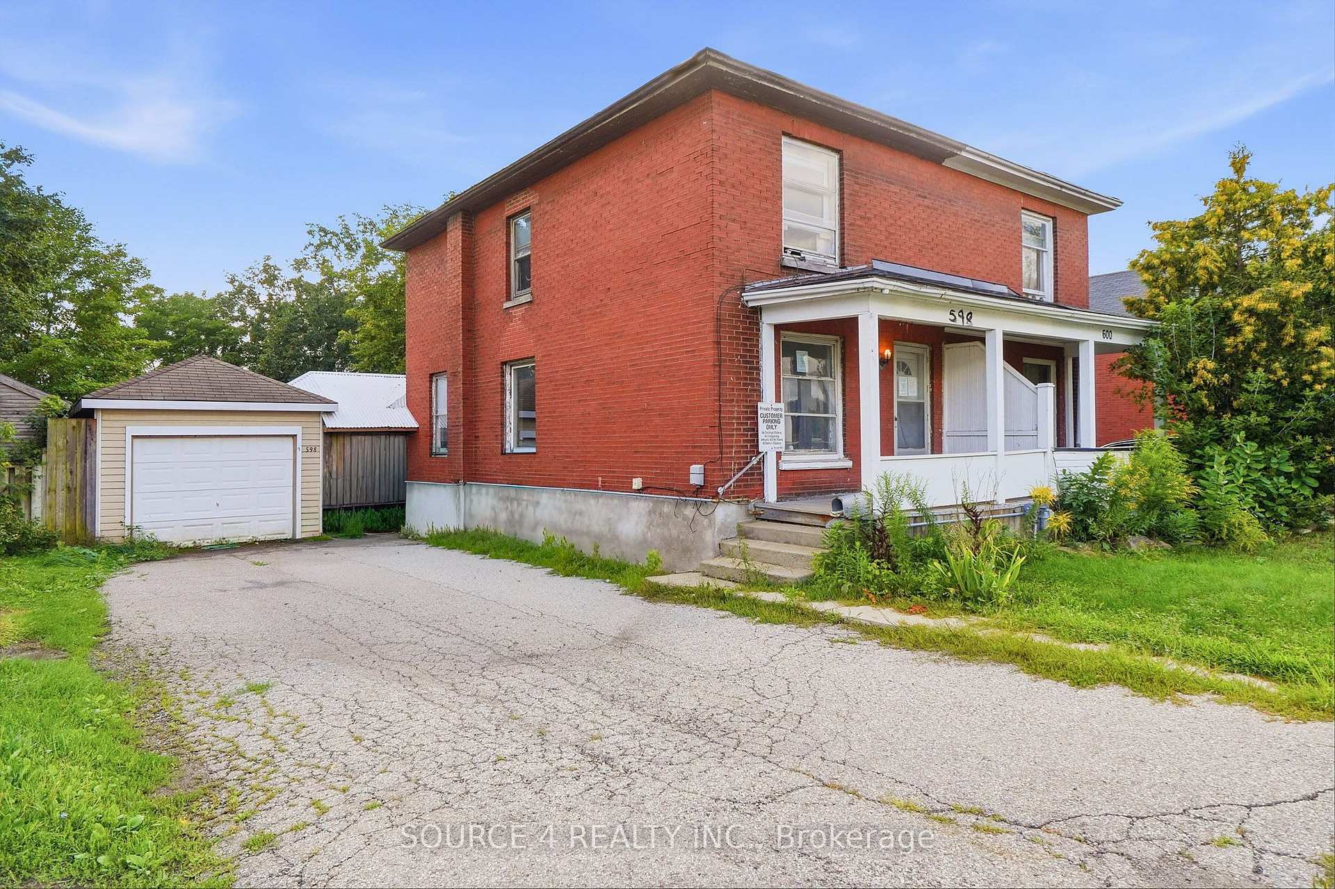 Photo 4 of 598 Coronation Boulevard, Cambridge, Galt City Centre — HOMEH