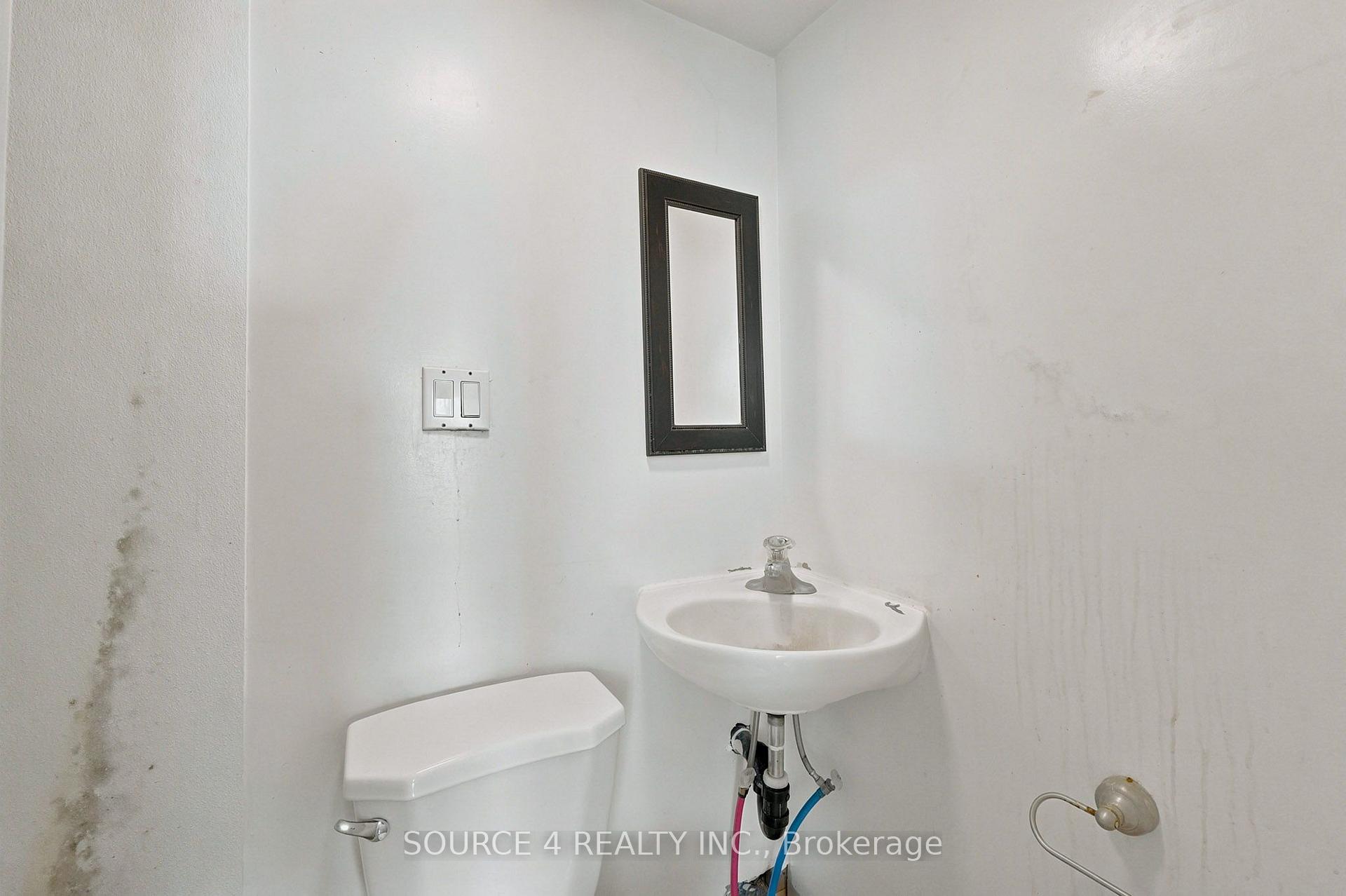 Photo 10 of 598 Coronation Boulevard, Cambridge, Galt City Centre — HOMEH