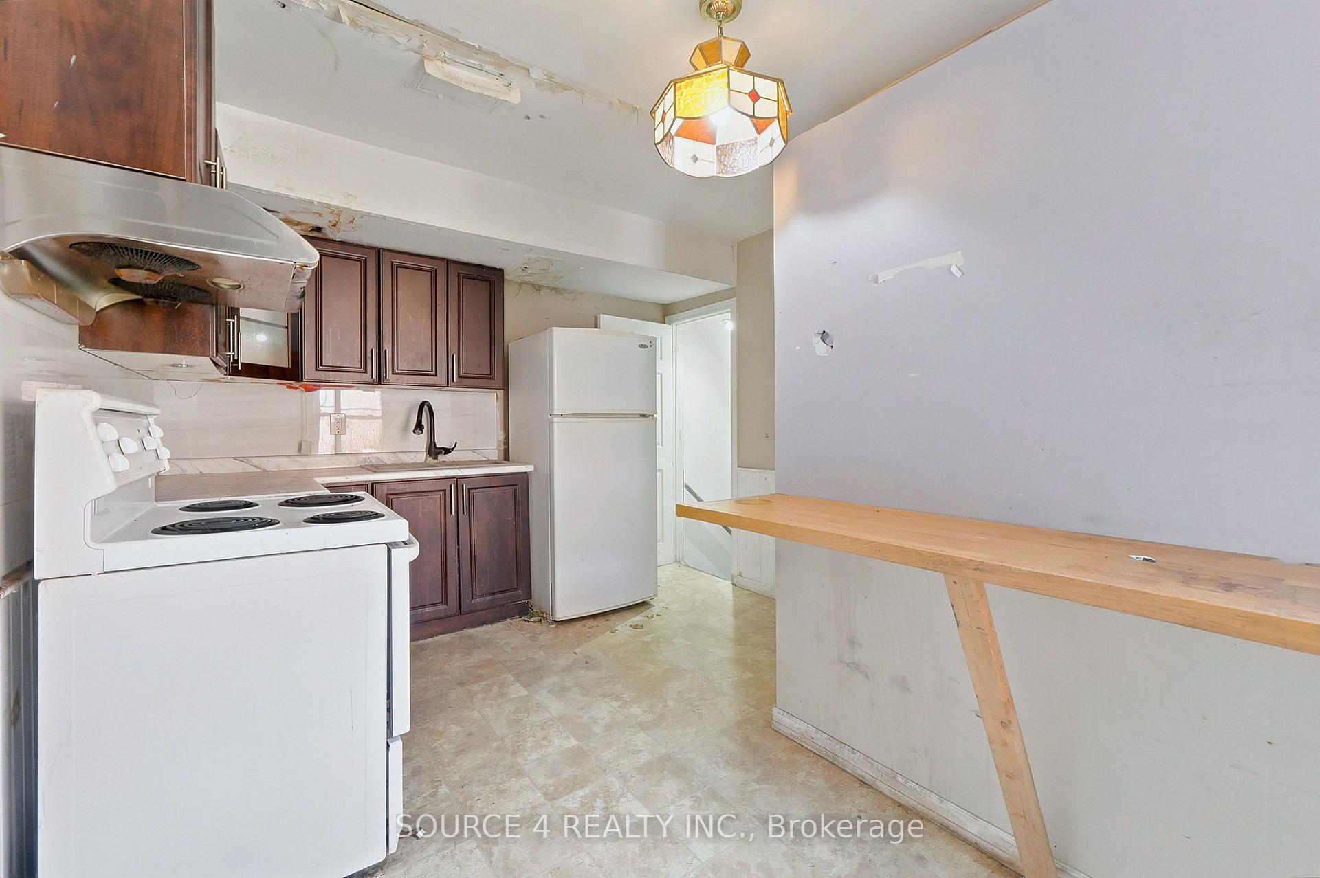 Photo 14 of 598 Coronation Boulevard, Cambridge, Galt City Centre — HOMEH