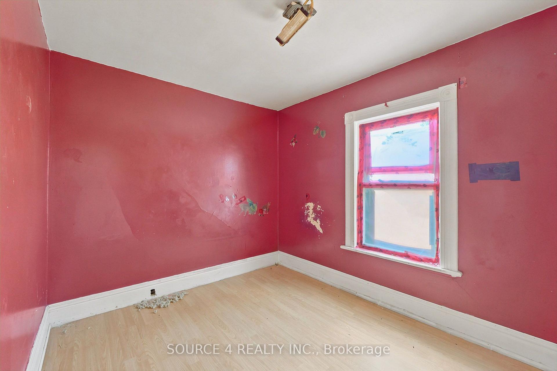 Photo 18 of 598 Coronation Boulevard, Cambridge, Galt City Centre — HOMEH