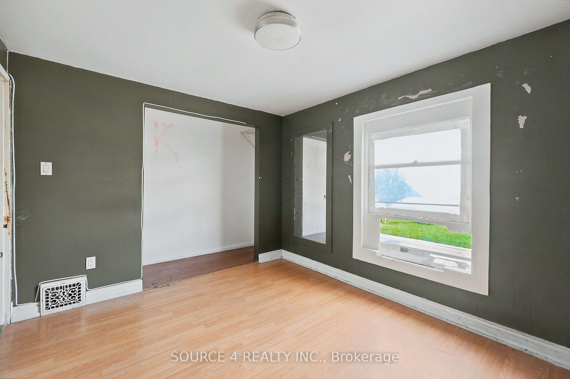 Photo 21 of 598 Coronation Boulevard, Cambridge, Galt City Centre — HOMEH