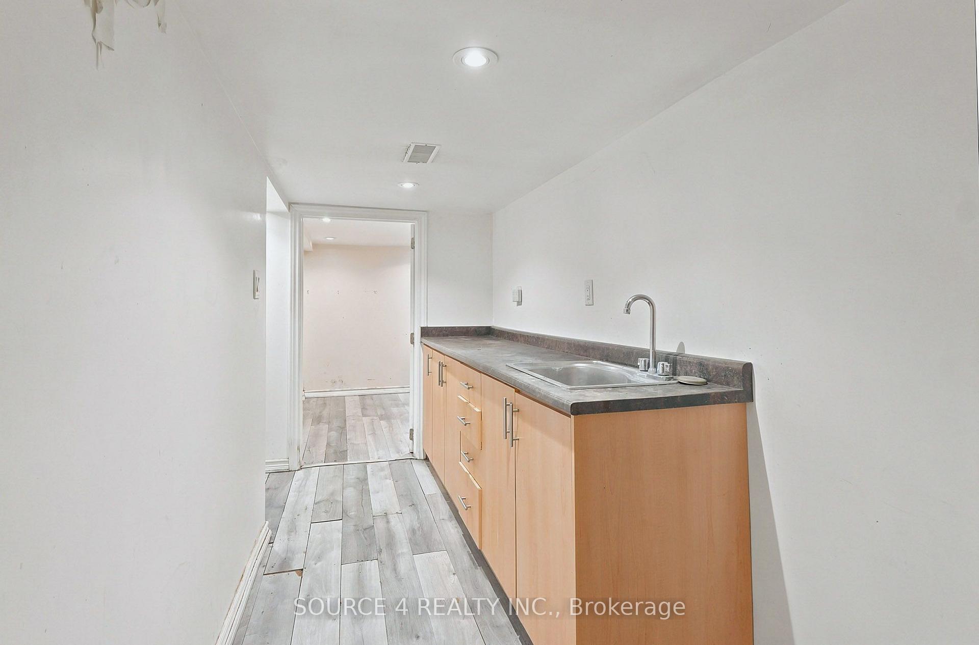 Photo 22 of 598 Coronation Boulevard, Cambridge, Galt City Centre — HOMEH