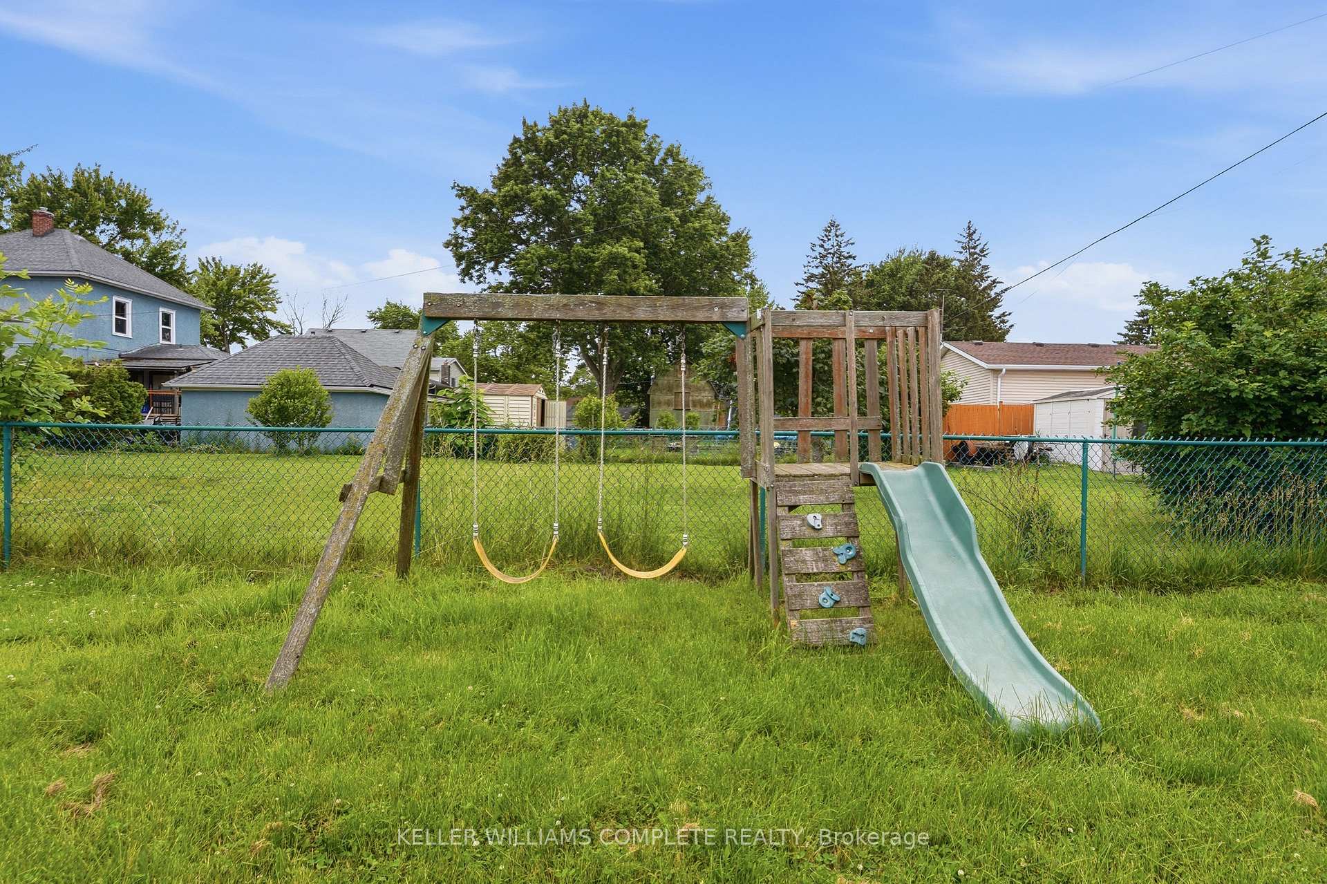 Photo 32 of 61 Wallace Avenue, Port Colborne, Main Street — HOMEH