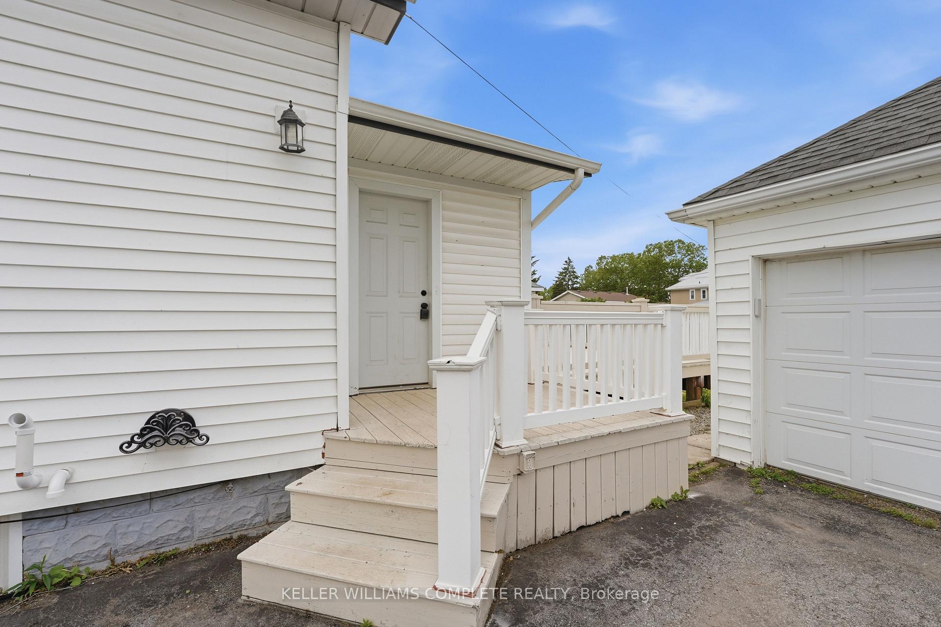 Photo 35 of 61 Wallace Avenue, Port Colborne, Main Street — HOMEH
