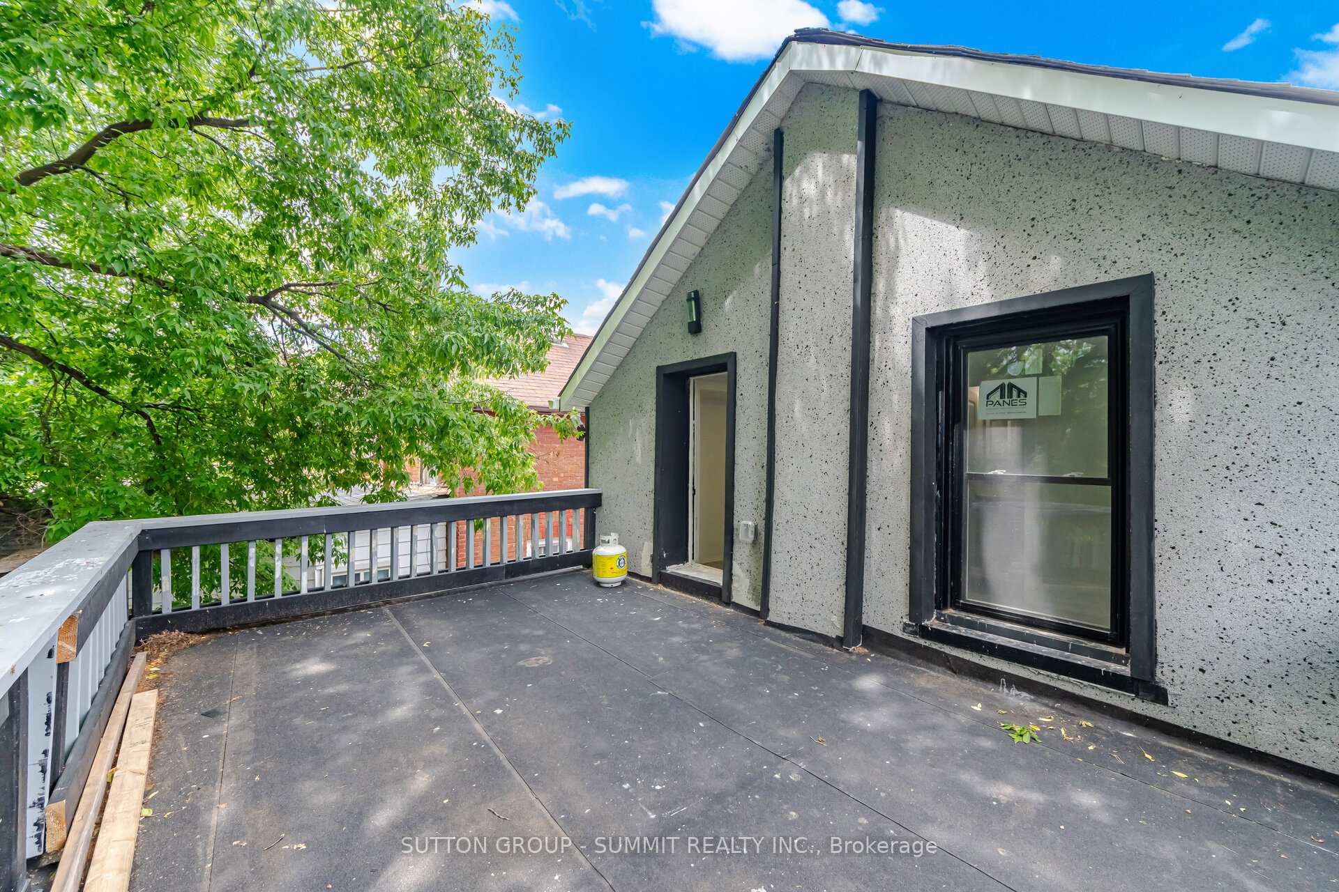 Photo 24 of 11 Maple Street, Oshawa, Central — HOMEH